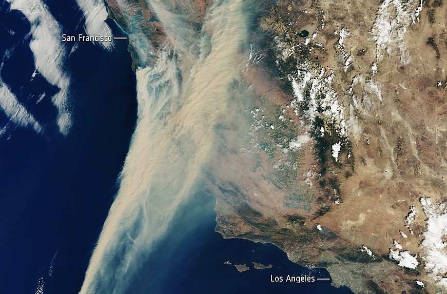 The extent of the smoke from fires burning in California on August 19, 2020. (Image: European Space Agency)