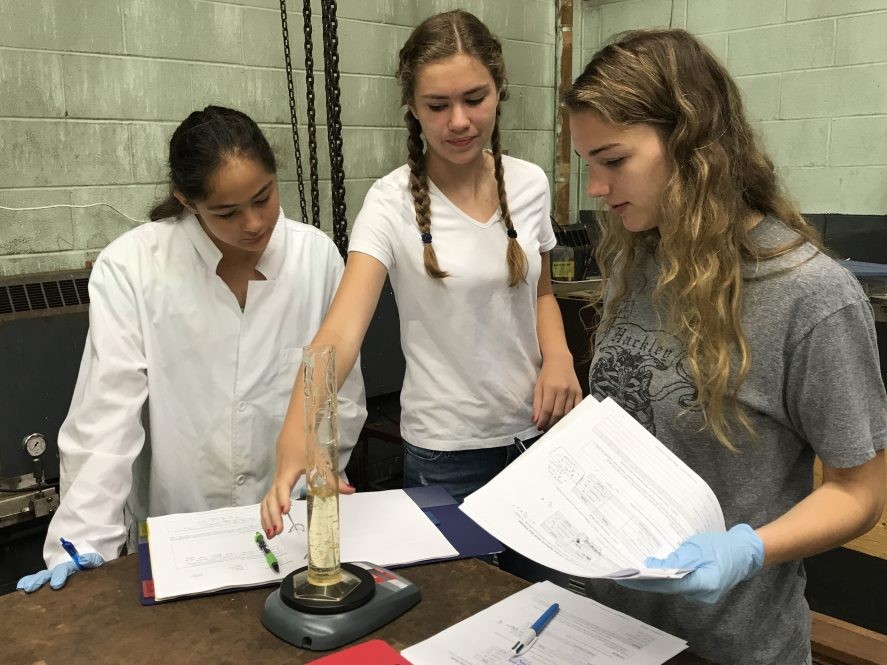 Participants in our high school summer internship program, which inspires and trains the next generation of scientists. (Photo: Sidney Hemming) Participants in our high school summer internship program
